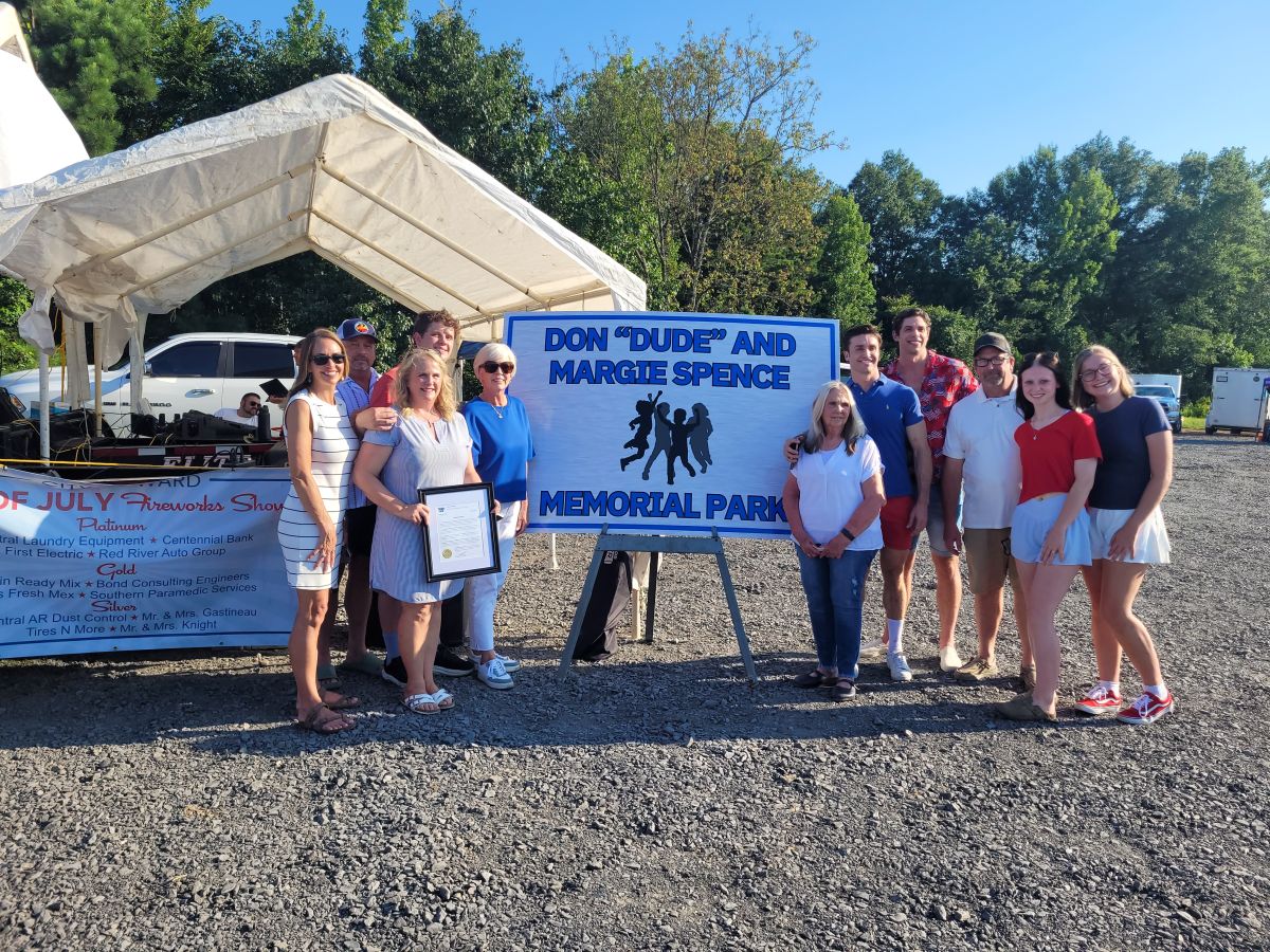 Spence family memorial sign